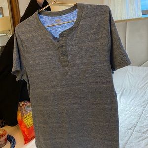 Men’s Blue 3 button Tshirt